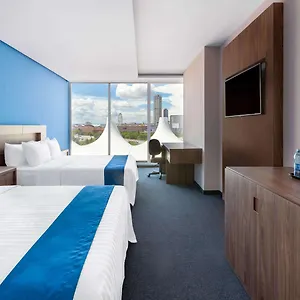 Wyndham Angelopolis Hotel